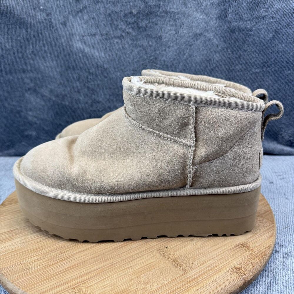 UGG Boots Womens Size 8 Beige Suede Classic Ultra Mini Platform Ankle 1135092